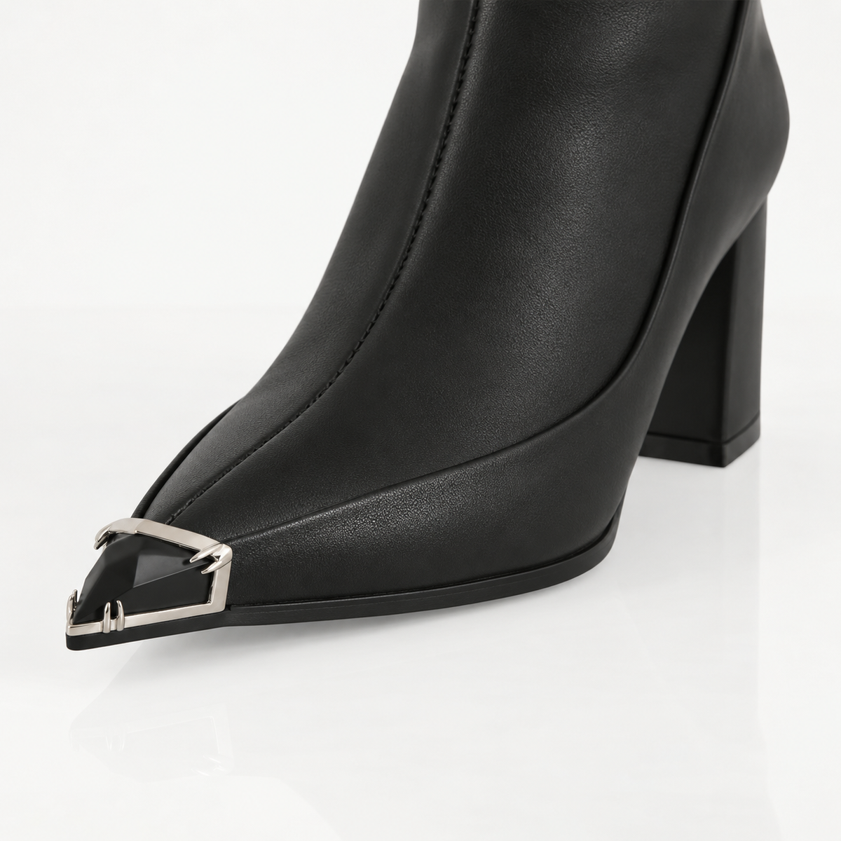 THE DOM BOOT 70 - BLACK
