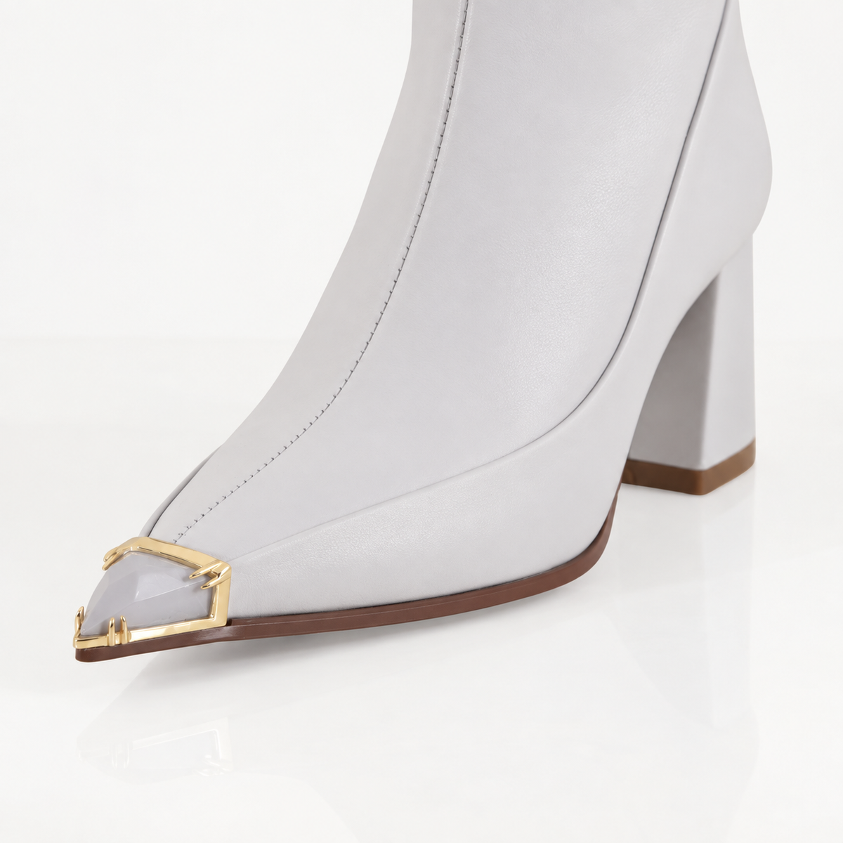THE DOM BOOT 70 - FROST WHITE