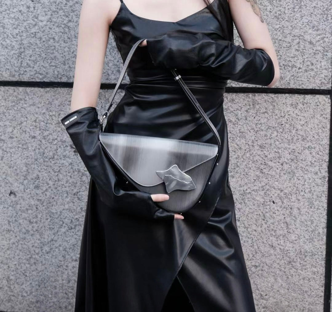 FLOW LOCK SERIES BAG